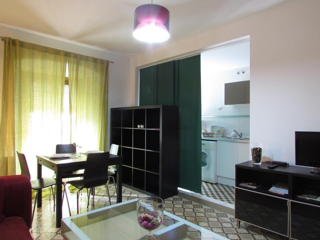 Apartamentos La Machacona Plaza De Santiago Caces Exterior foto